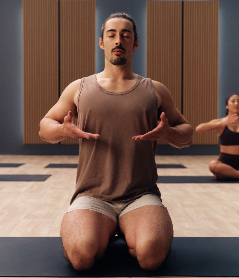 les-mills-yoga-section-image2