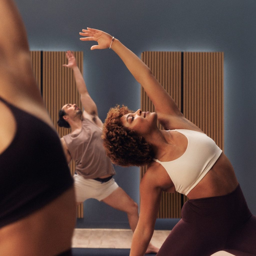 les-mills-yoga-vinyasa